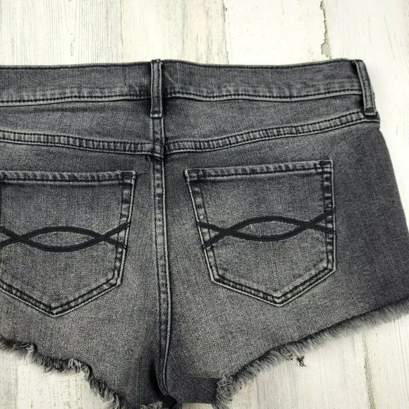 Abercrombie And Fitch Women's  Bootie Shorts Denim Black Size 6 (32x20)EUC - Picture 7 of 7